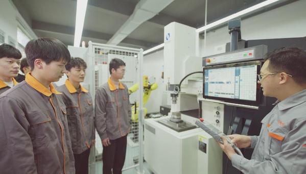 河南省材料成形装备智能技术工程研究中心 河南省材料成形装备智能技术工程研究中心